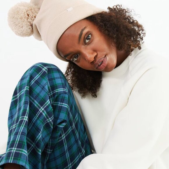 Artizia TNA Tora Beanie - Picture 4 of 11